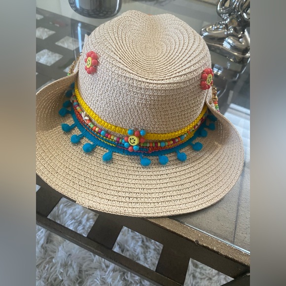 Straw hat - Picture 2 of 9